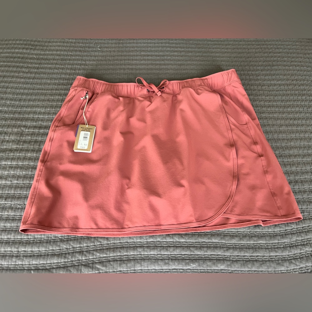 NWT Patagonia Skort, size XL